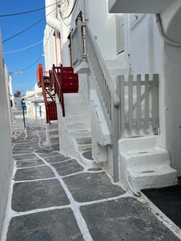 Traditional Myconian Studio In The Heart Of Chora Mykonos Town Екстериор снимка